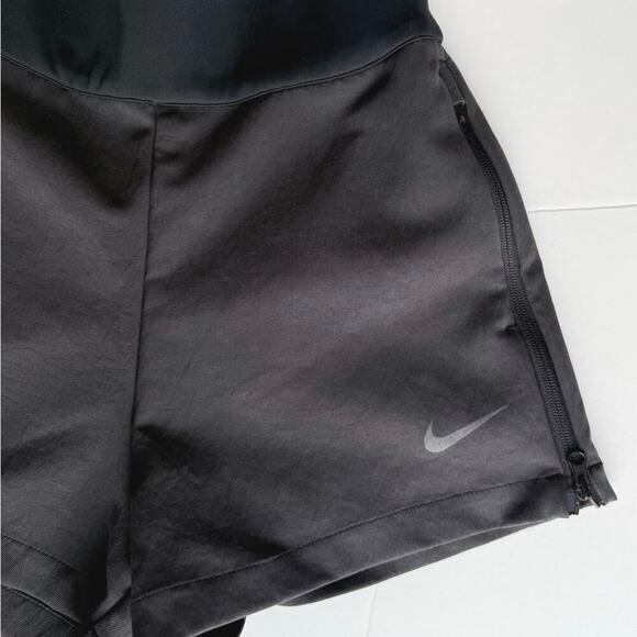 Nike Women's Small Team Tech Pack Woven Lightweight Comfort Short Black - Picture 3 of 7